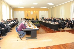 Novalić razgovarao s kantonalnim zvaničnicima o harmonizaciji granskih kolektivnih ugovora