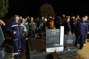 REGIJA: Radnici u Nišu zbog osam neisplaćenih plata štrajkuju na groblju